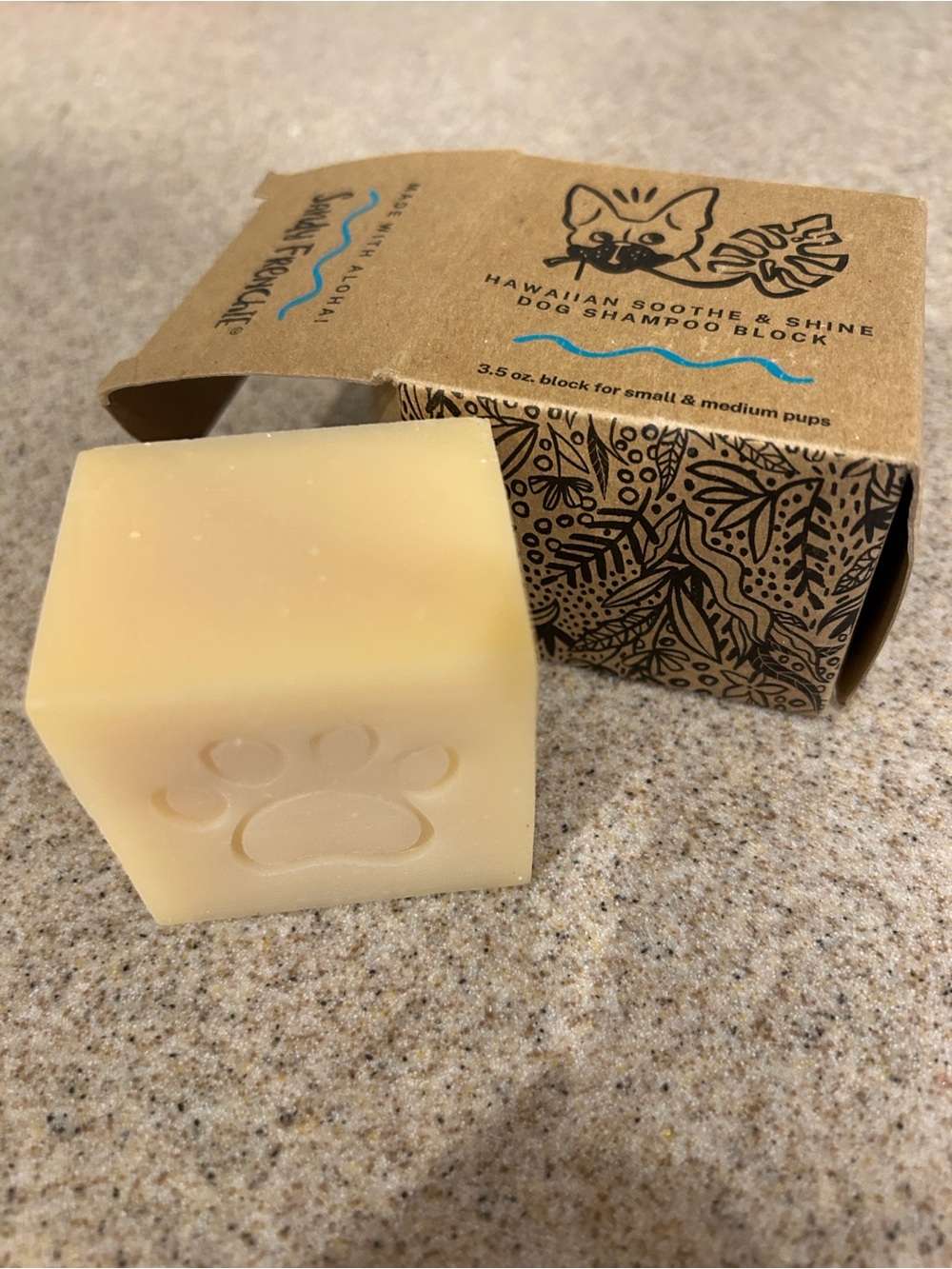 Sandy Frenchie Hawaiian Soothe & Shine Dog Shampoo Block  new